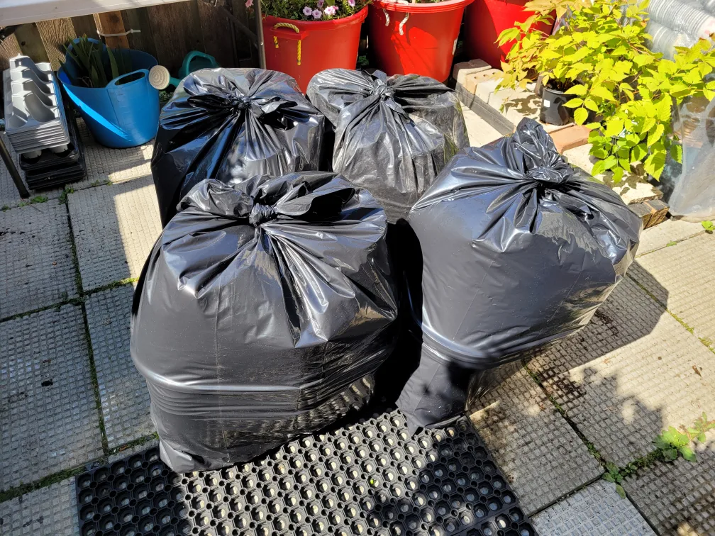 Free Plant Pots image indicator(2)