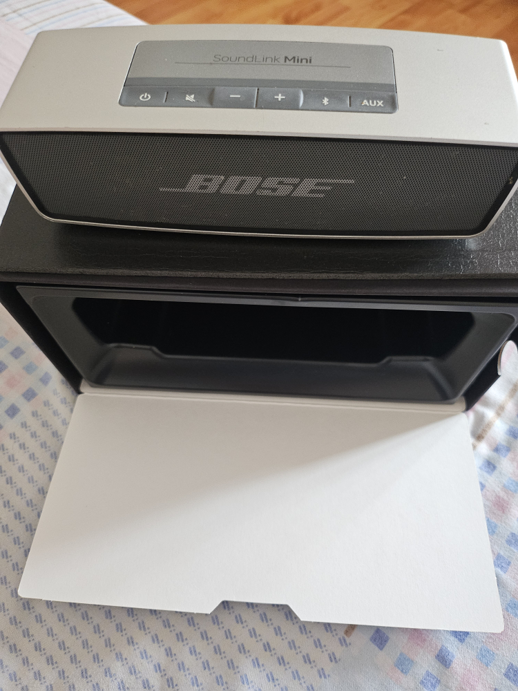 Bose SoundLink Mini Bluetooth Speaker - photo 2