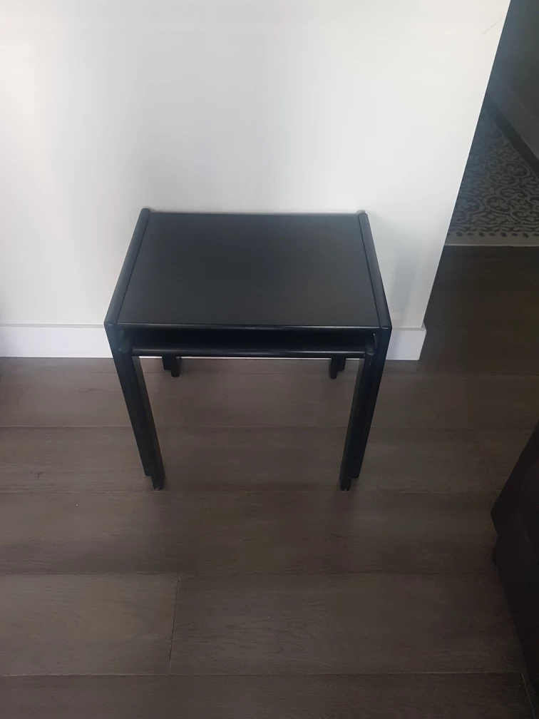 Black nesting tables