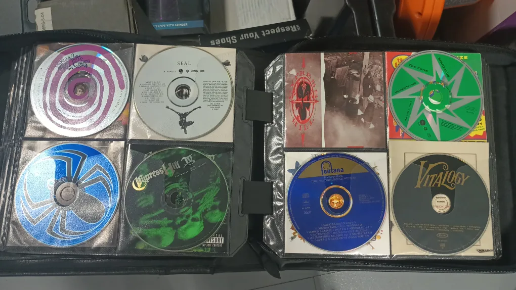 ($2 each) Mixed CDs - & More 110+ CDs thumbnail