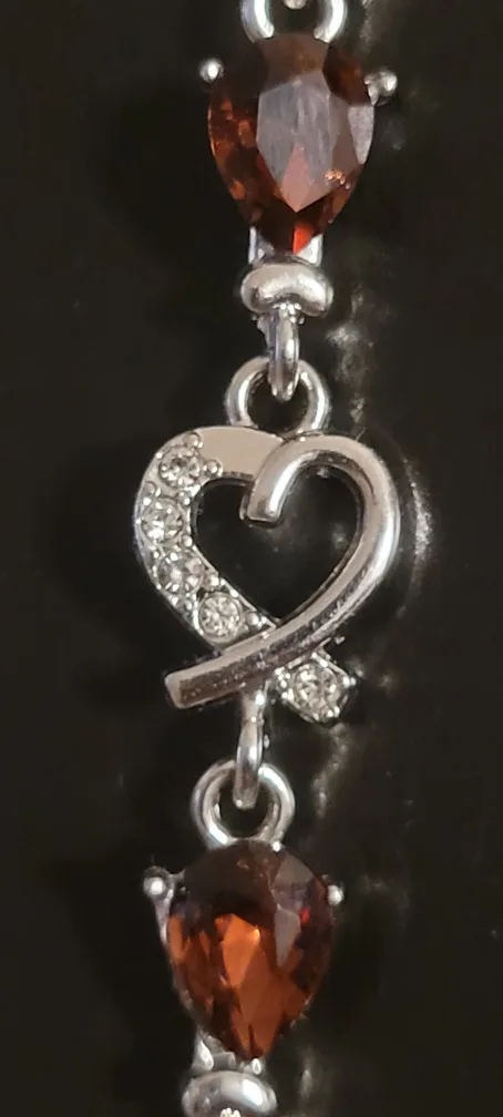 Brand New Heart and Gemstone Bracelet image indicator(4)