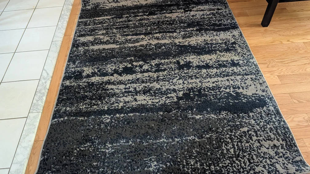 Area Rug image indicator(4)