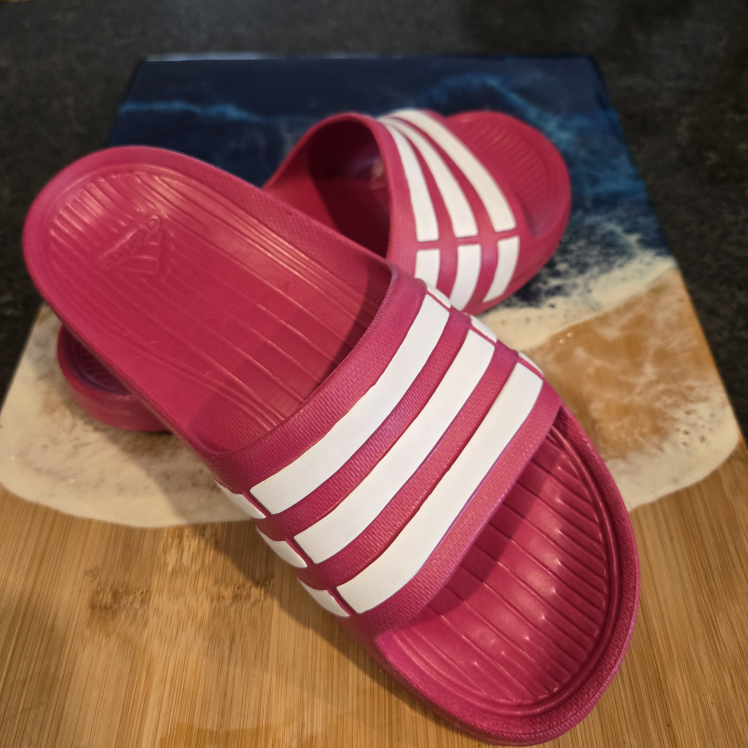 Adidas Slides Kids Size 2