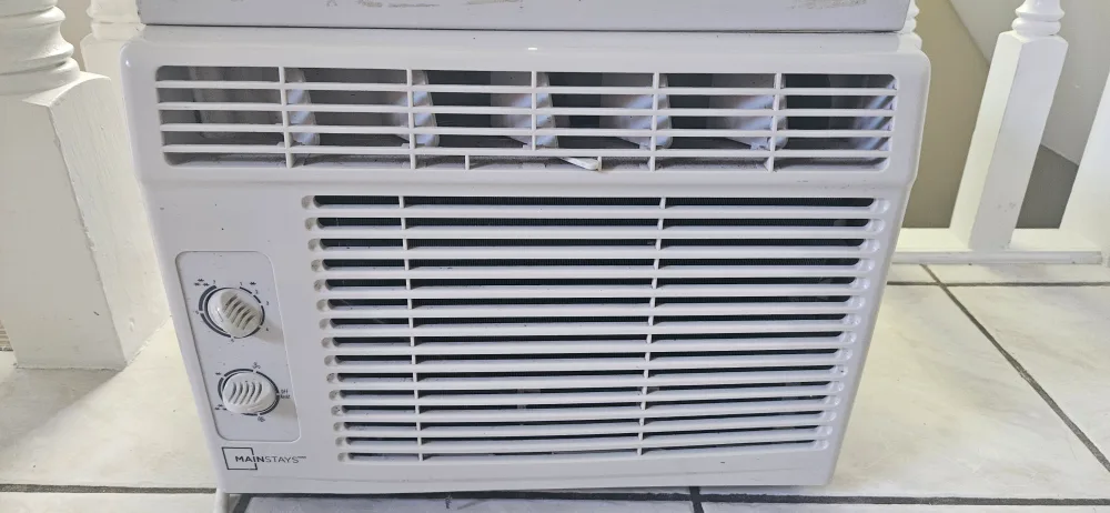 Mainstays 5000 BTU Room Air Conditioner