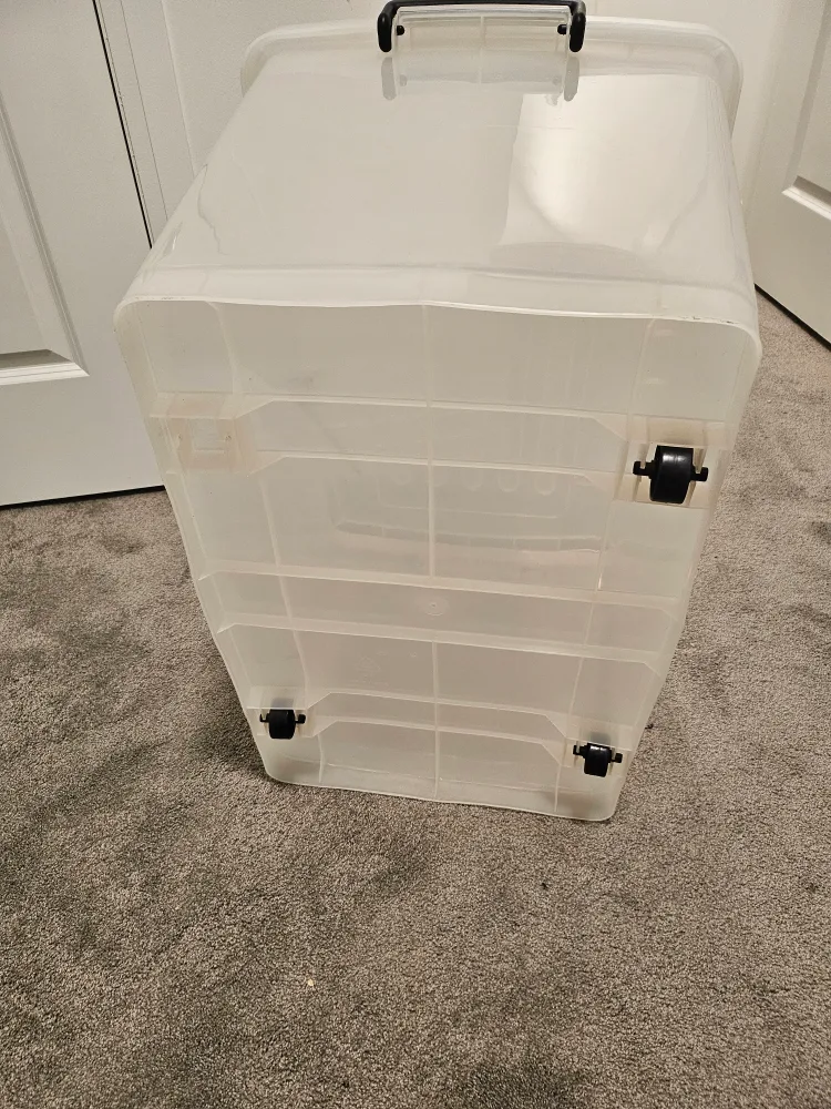 Clear Plastic Storage Container with Black Handles image indicator(6)