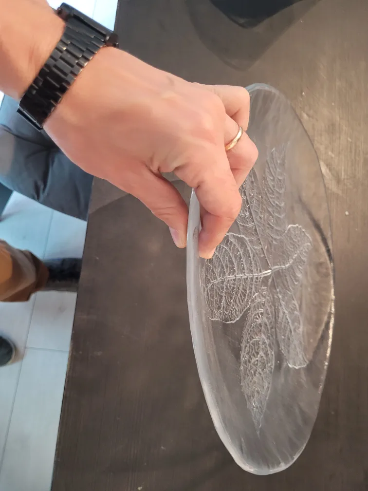 Glass Leaf Plate thumbnail