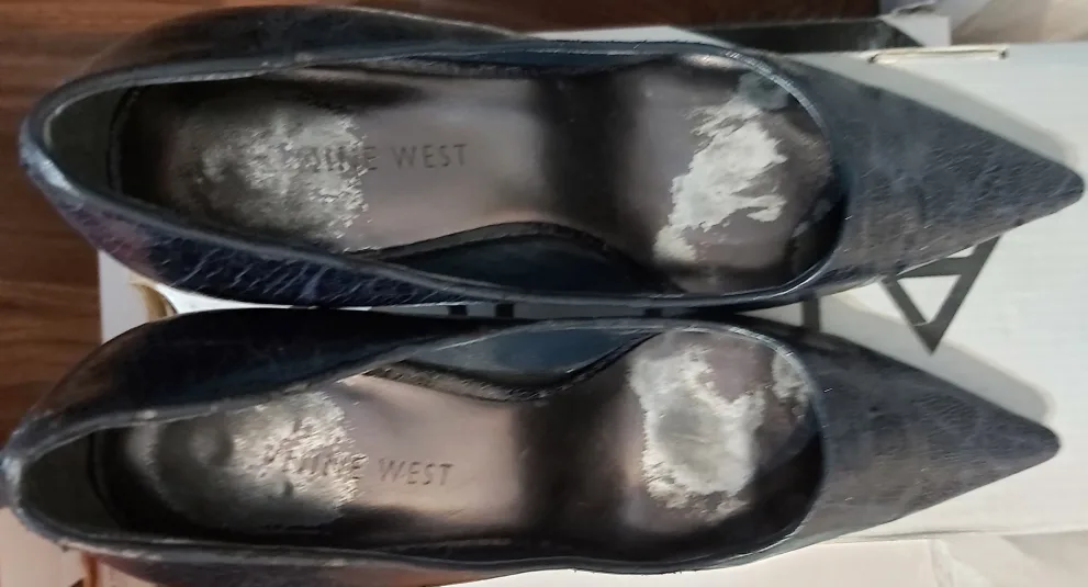 Bundle - two dresses+ nine west high heels image indicator(6)