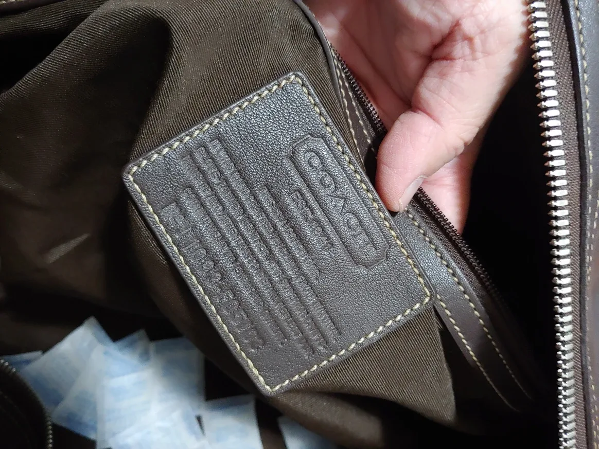 Coach Authenic Real Leather Bag, Extra Large image indicator(5)