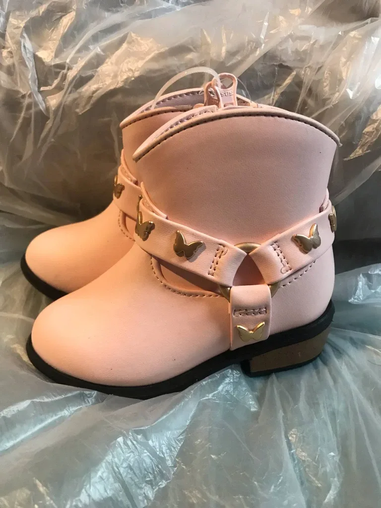 NEW!!! Pink Butterfly Boots ( Size: 5 Toddler) thumbnail