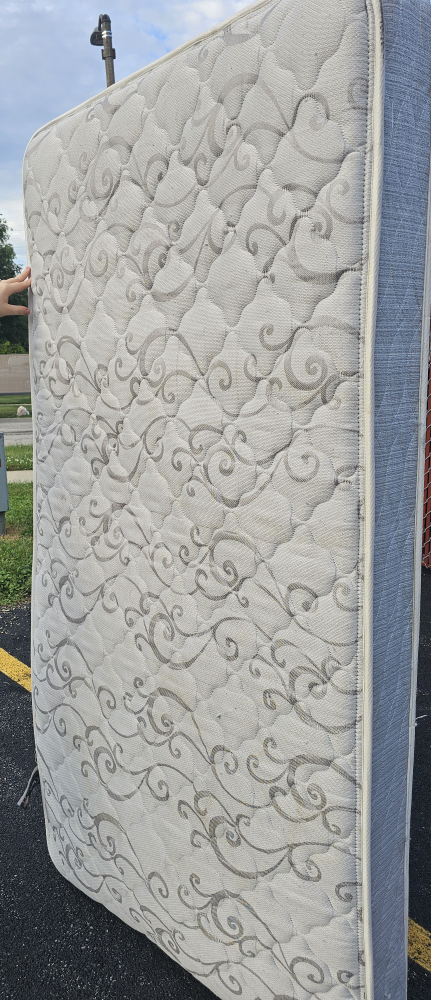 serta twin mattress