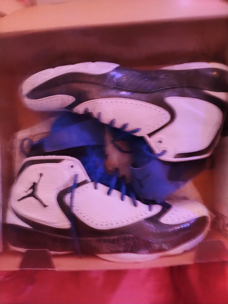Nike Air Jordans size 13 thumbnail