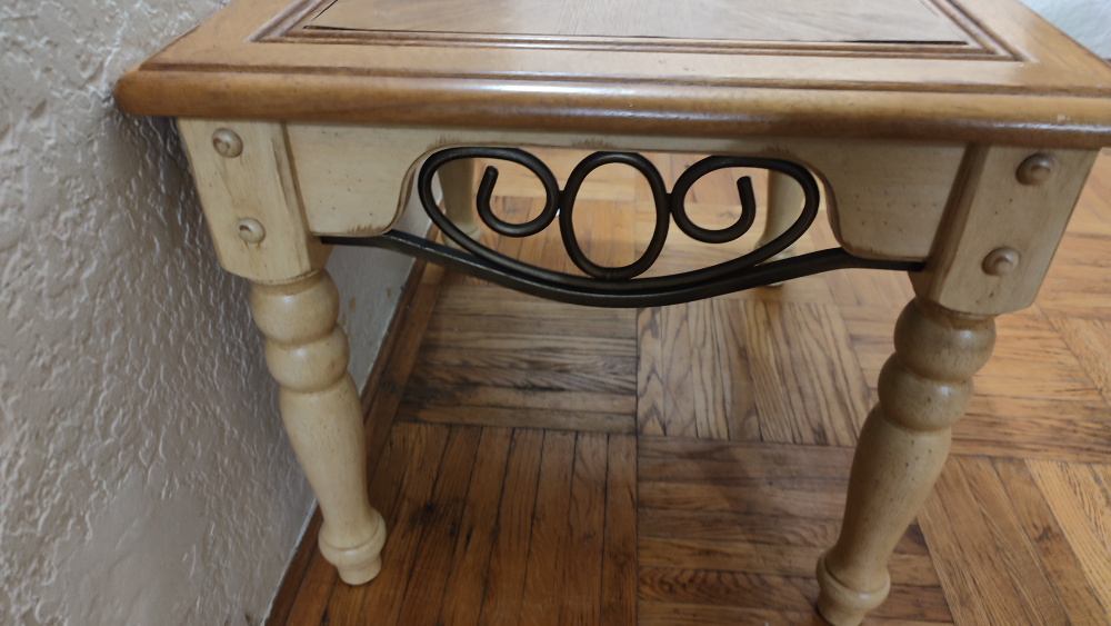 Wooden Side Table - photo 3