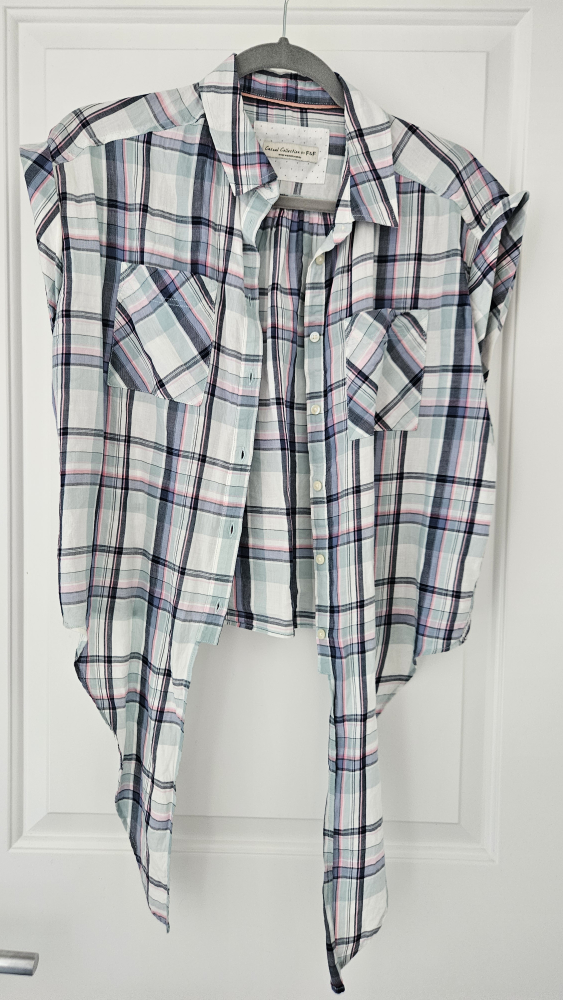 F&F Casual Collection Plaid Tie-Front Shirt, US size 6, Medium - photo 2