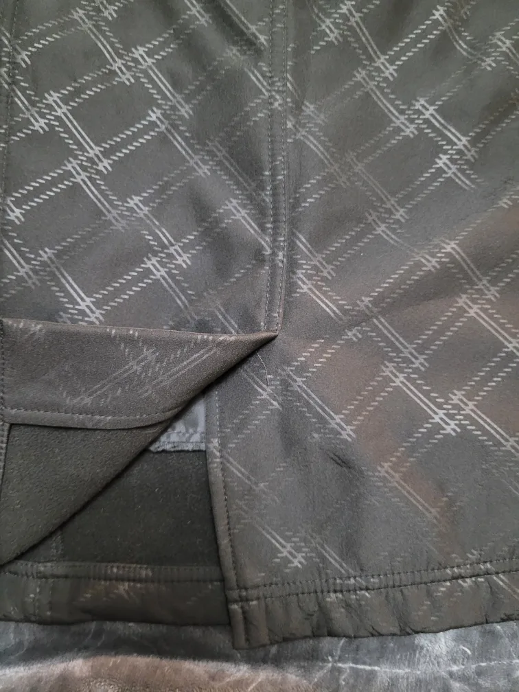 Reitmans Black fleece-lined Jacket-Size Large image indicator(4)