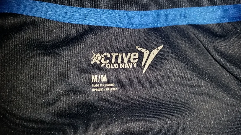 EUC - Men's Old Navy Active Performance Navy Blue Polo Shirt image indicator(5)