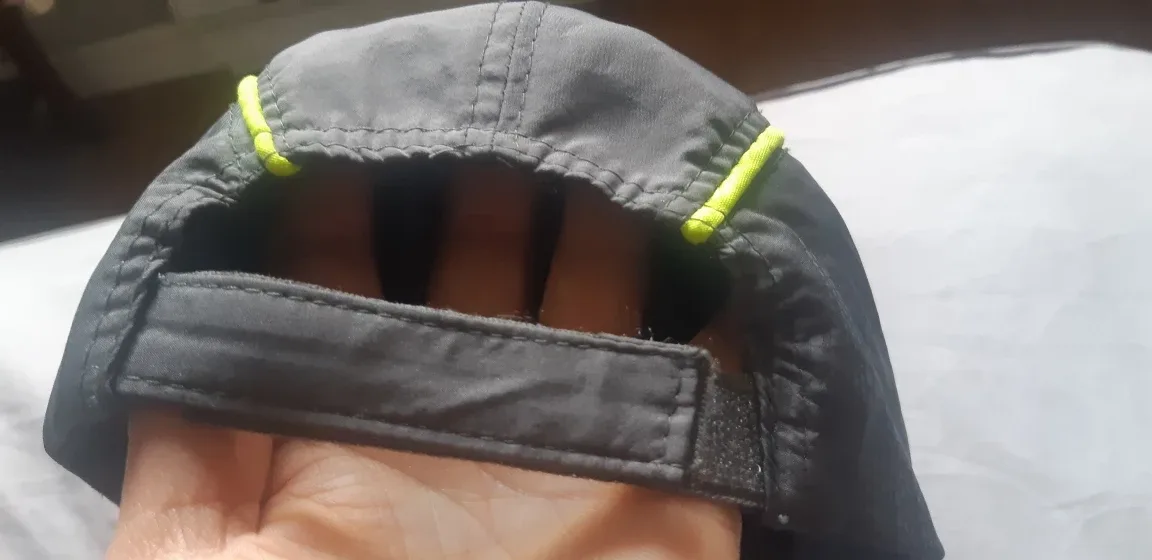 Grey Running Hat thumbnail
