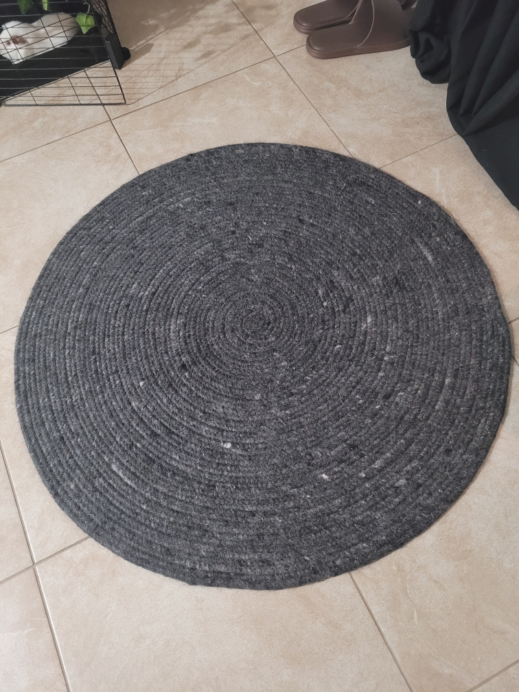 Circular Dark Gray Rug