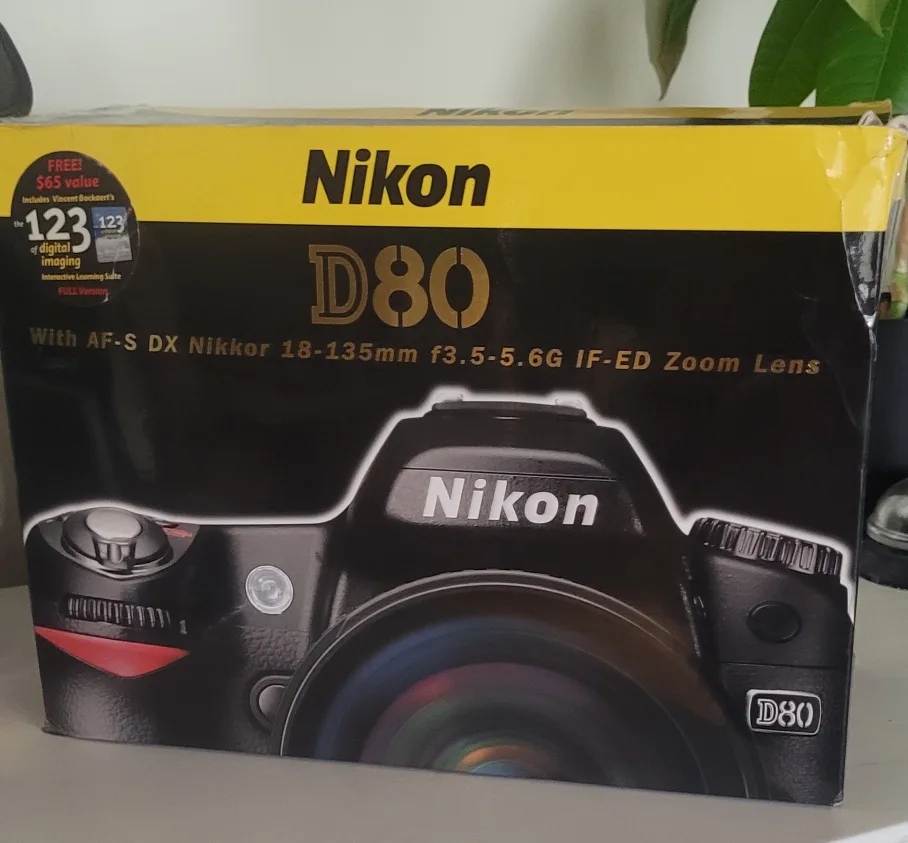 🥕Freecycle Nikon D80 Digital Camera only & Accessories thumbnail
