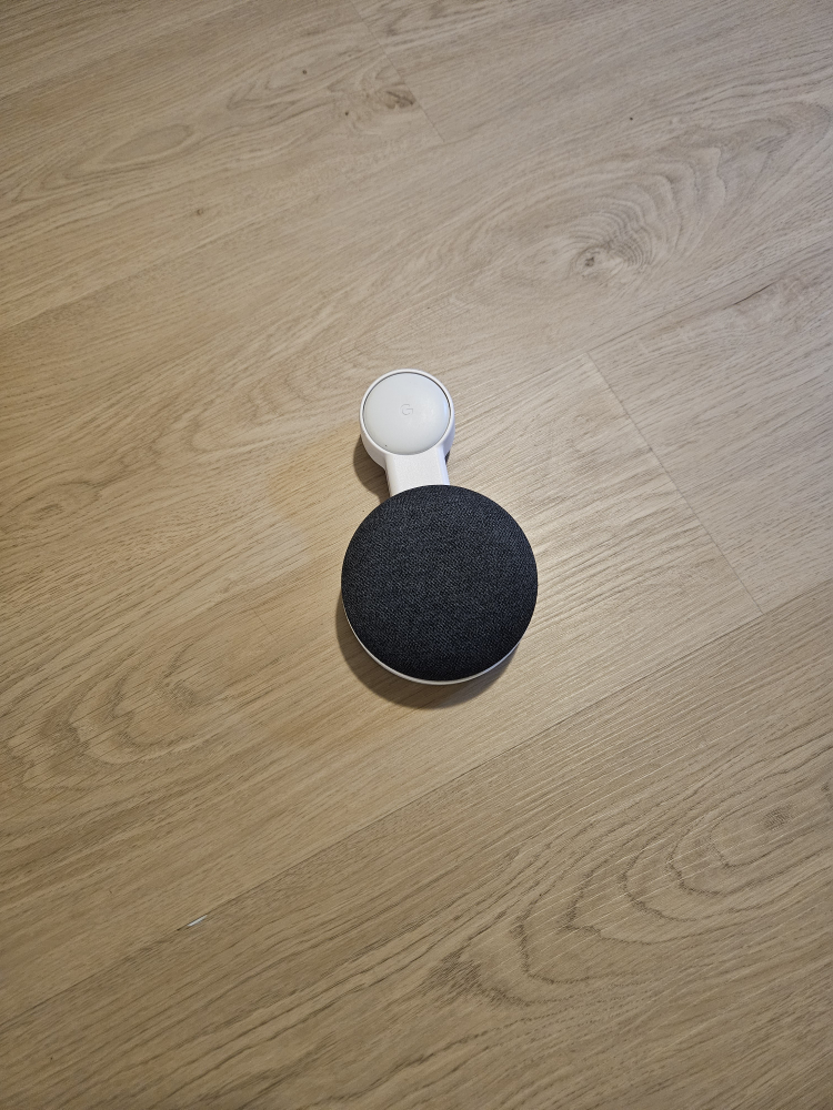 Google Nest Mini - Smart Speaker