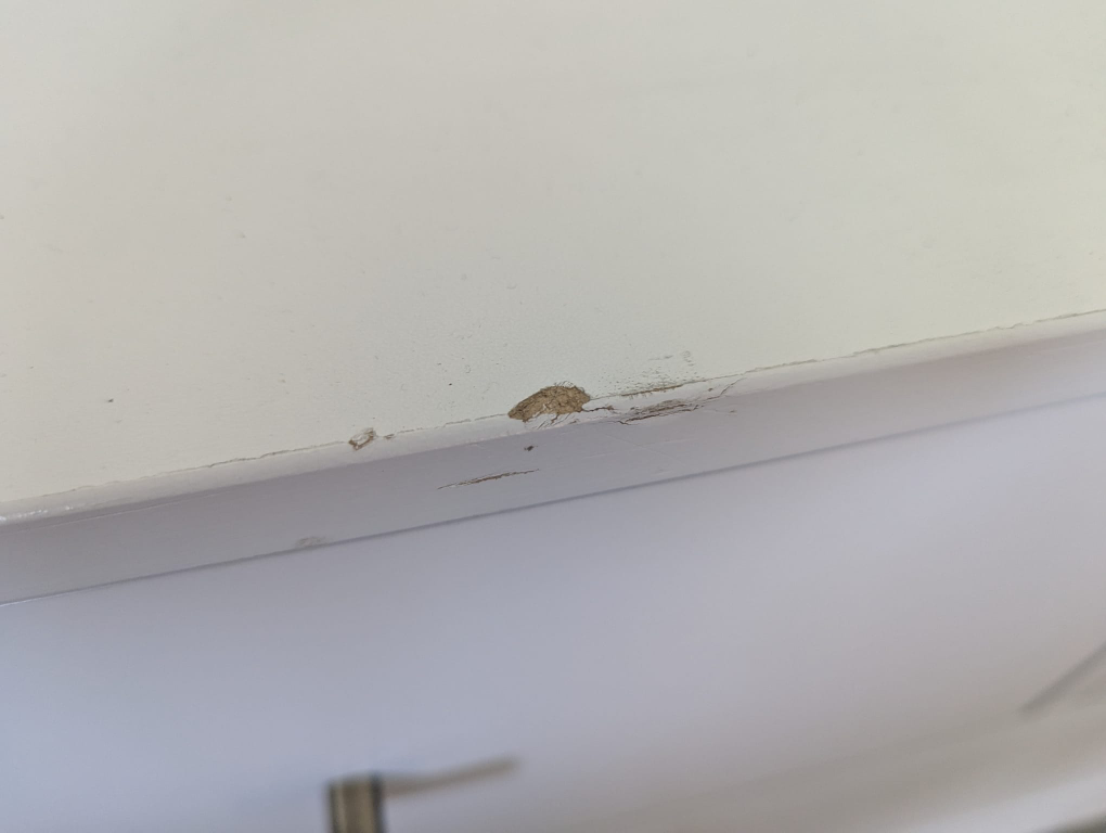 White dresser - photo 5
