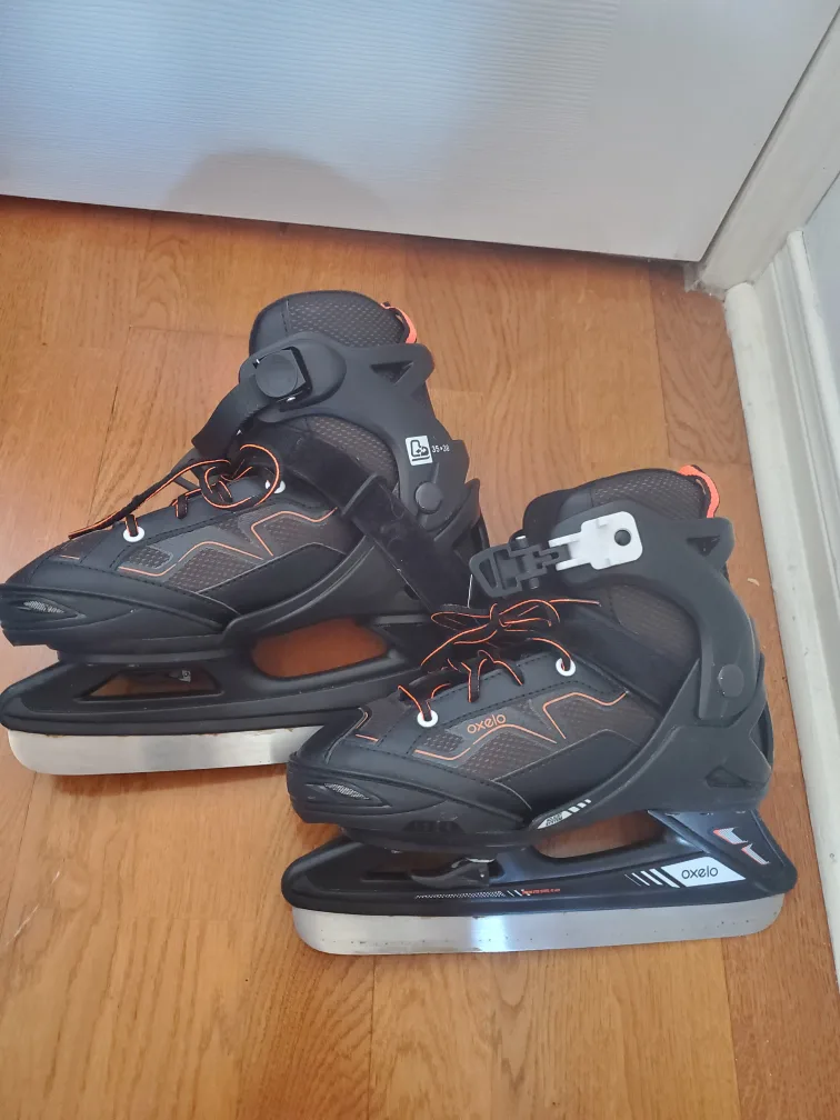 Oxelo Ice Skates - Size 35-38 thumbnail