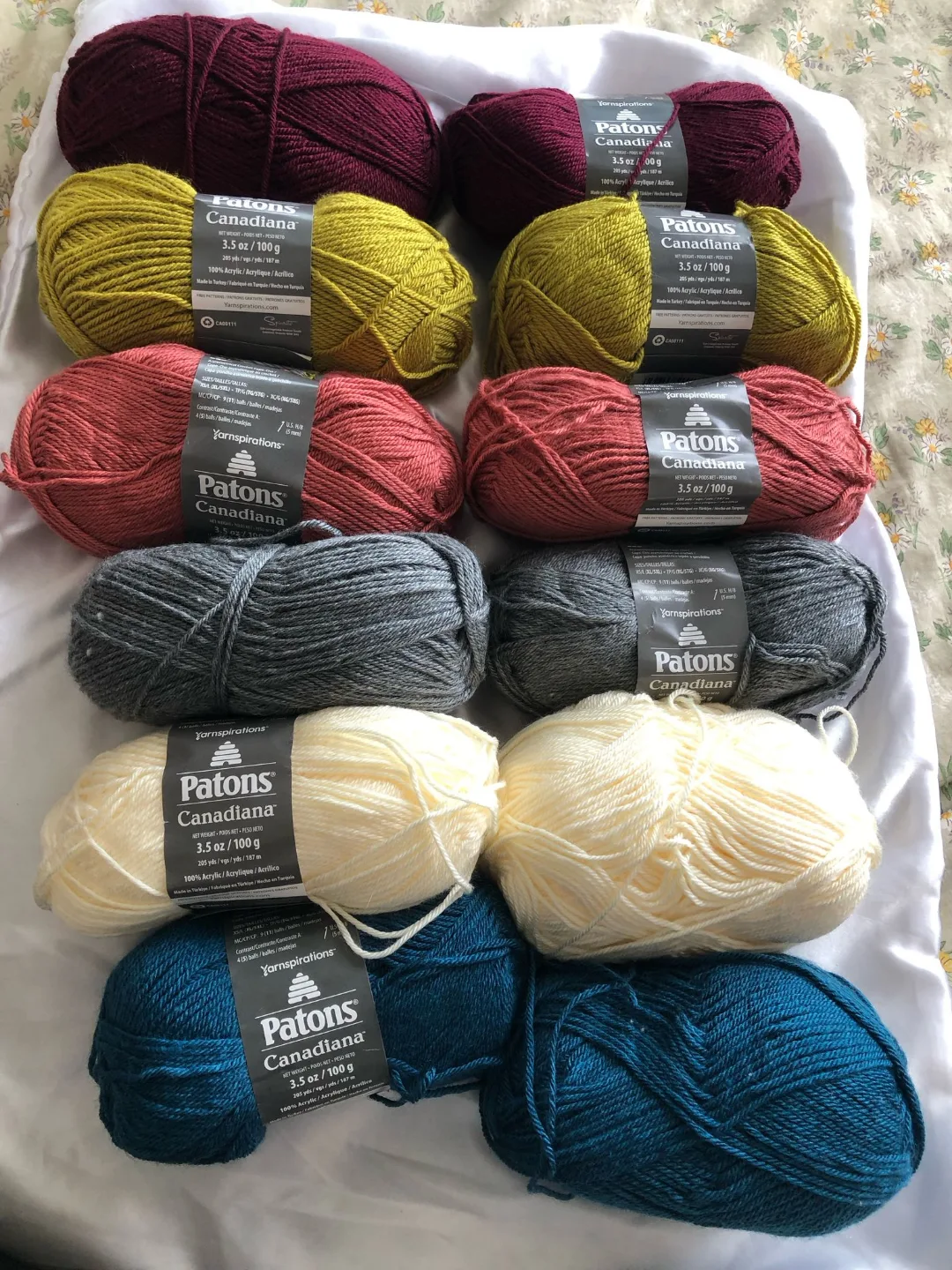Assorted Yarn Skeins For Crochet/Knitting thumbnail