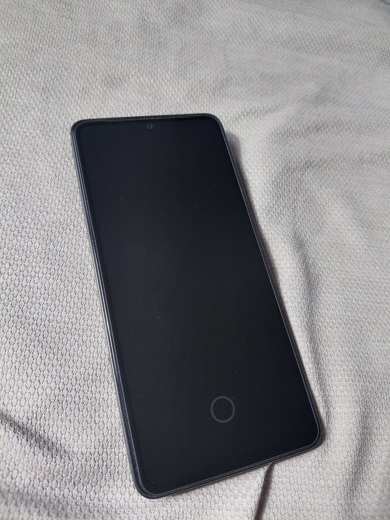 Redmi Note 13 Phone with Free Case - photo 2