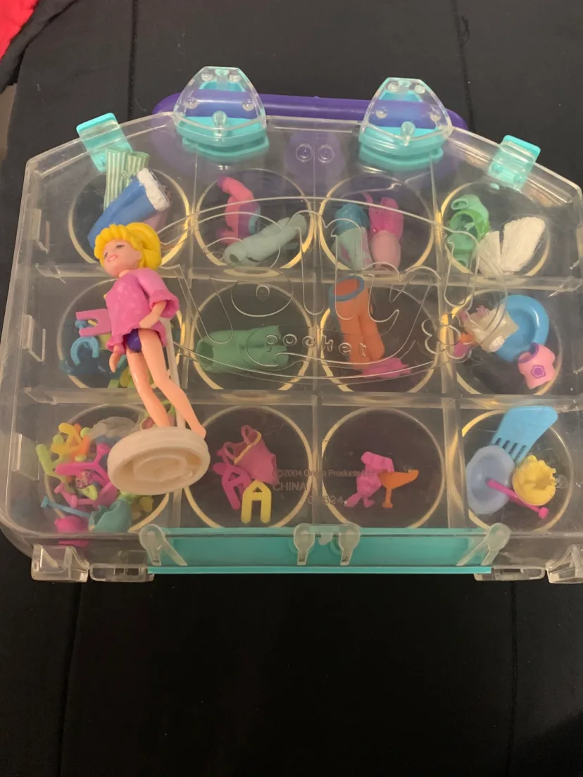 $5 Polly pocket thumbnail