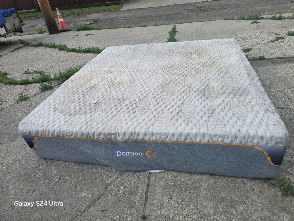 Dormeo Mattress - Used Condition thumbnail