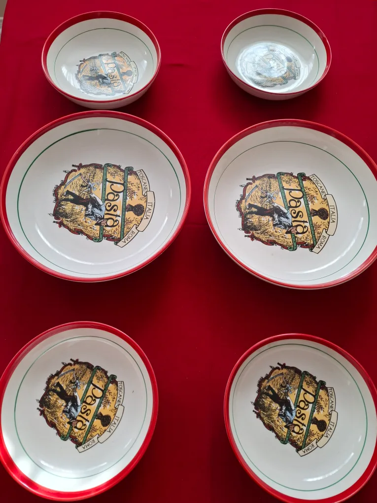 Set of Pasta Bowls - Italian Design image indicator(2)