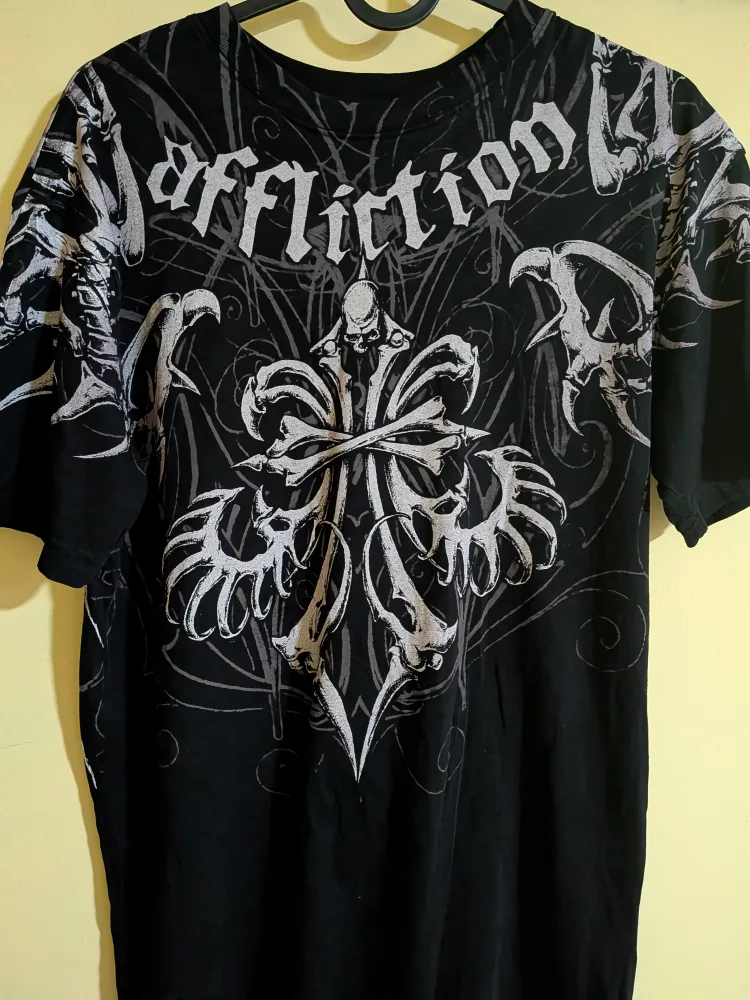 Affliction Skeleton Black T-Shirt - Size S thumbnail
