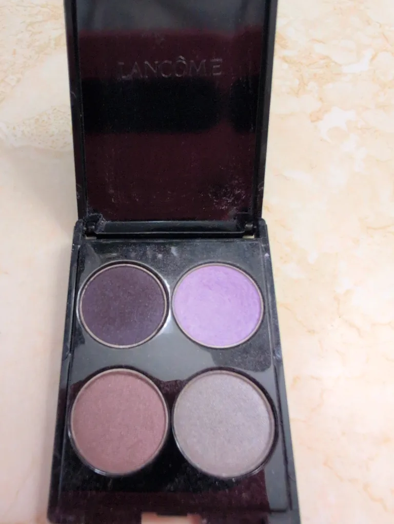 Lancôme Quad Eyeshadow Palette 💚🥕 image indicator(2)