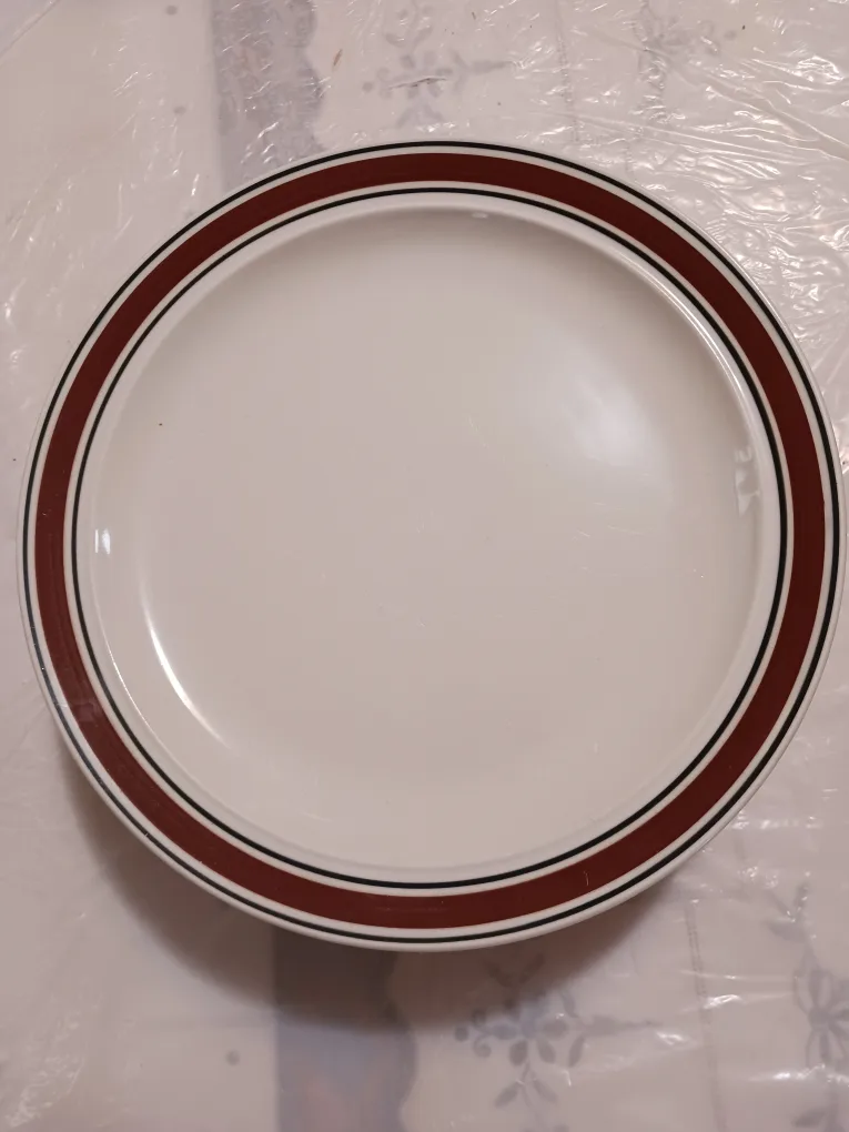 Ceramic Dinner Plates thumbnail