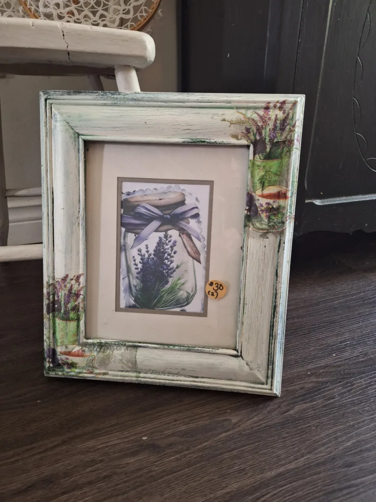 Purple Floral Arrangement image indicator(9)