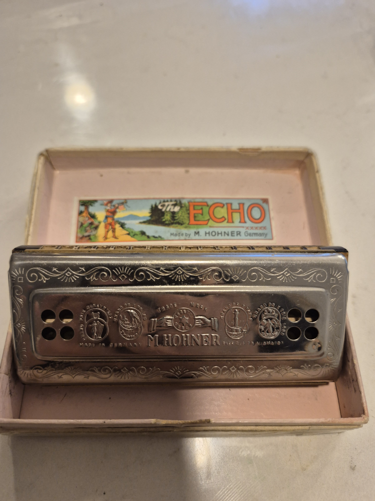 M. Hohner Echo Bell Metal Reeds Harmonica - photo 2