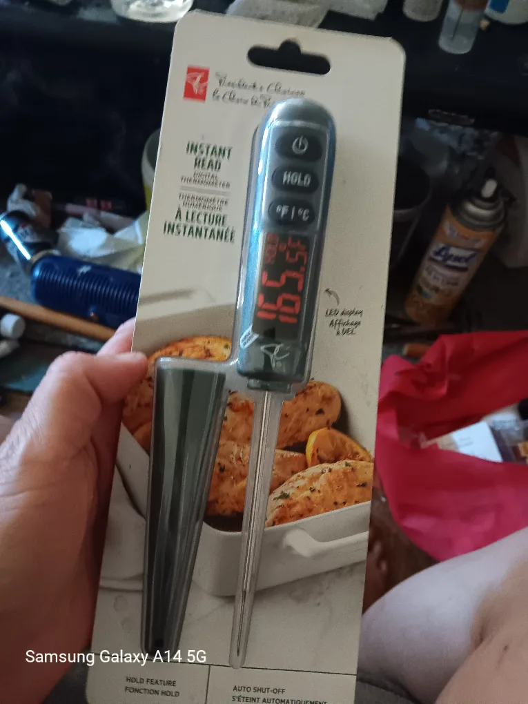 President's Choice Instant Read Digital Thermometer thumbnail