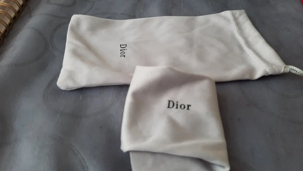 Dior Sunglasses Pouch and wipe Unisex thumbnail