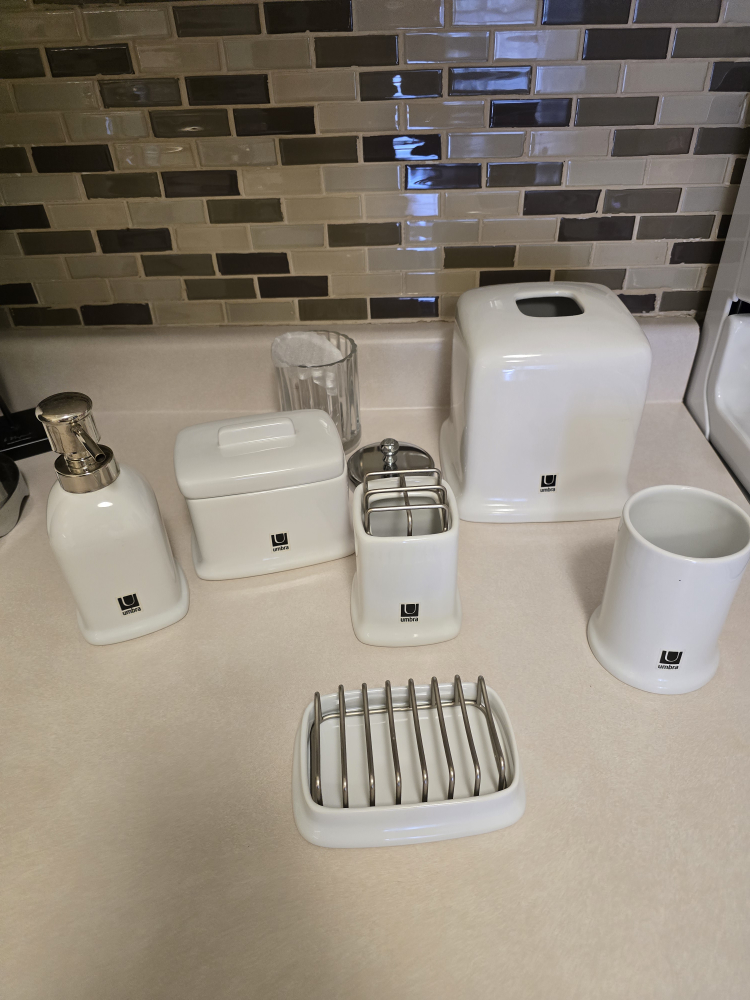 Umbra Bathroom Accessories Set - photo 3