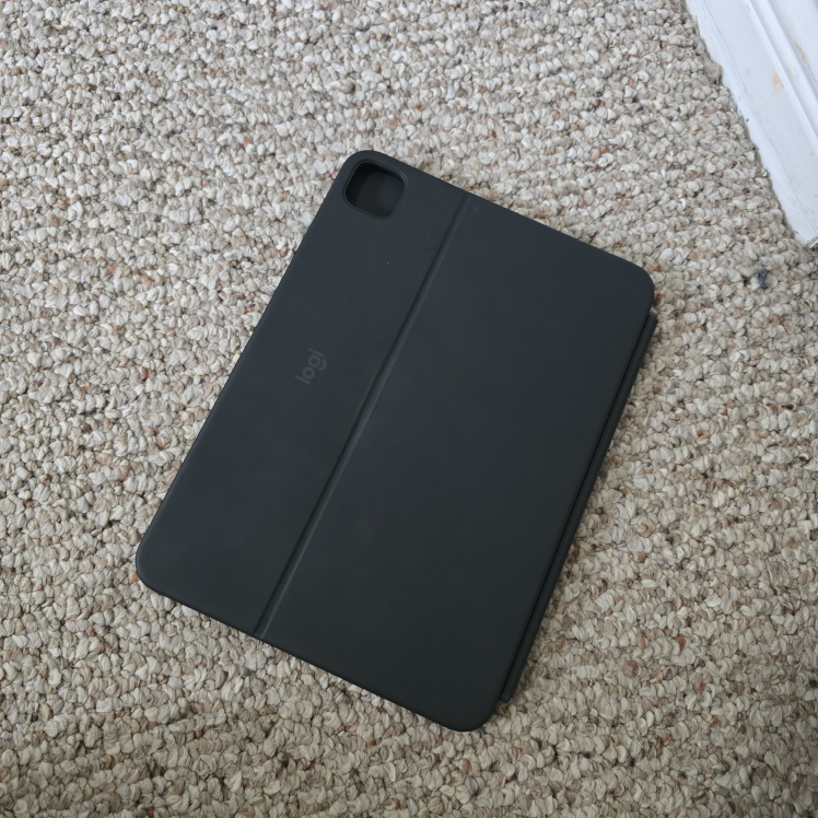 Ipad Pro M4 11" logi combo touch - photo 3