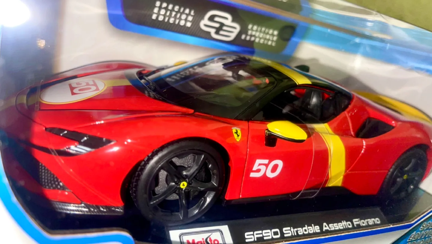1:18 Ferrari SF90 Stradale Assetto Fiorano image indicator(2)