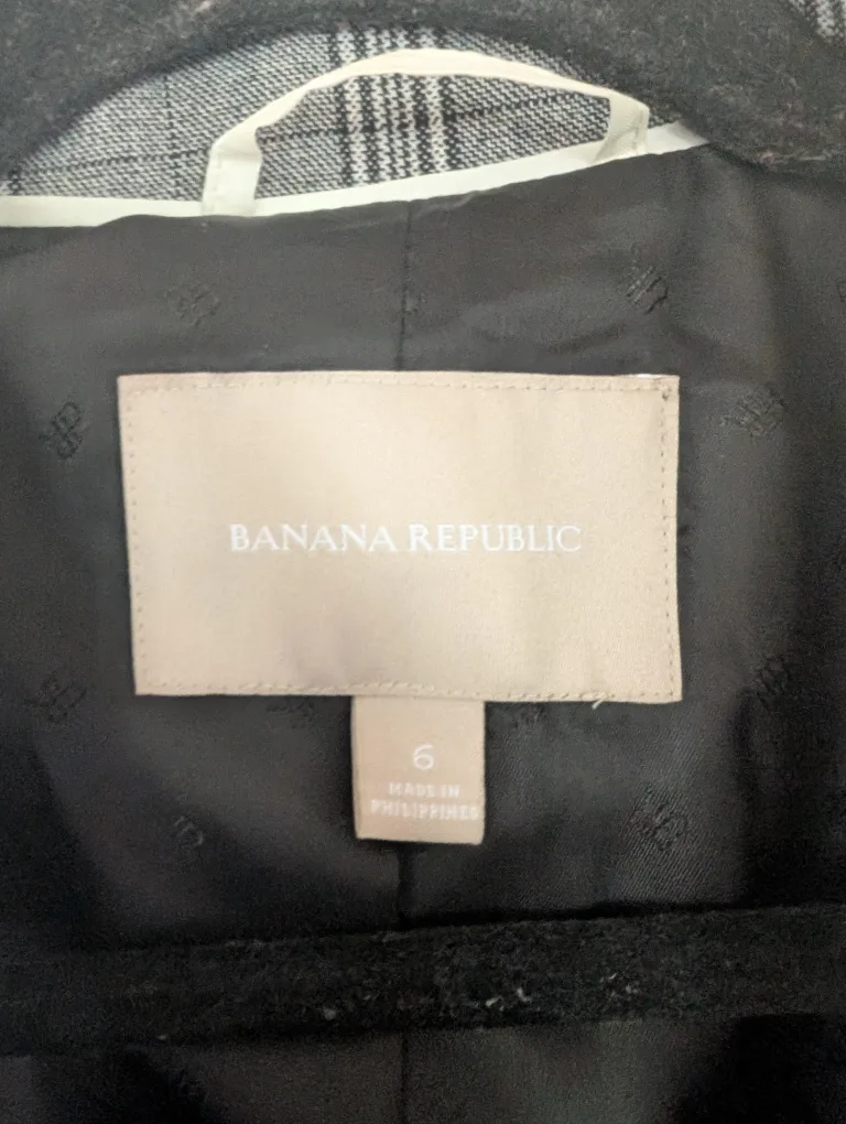 Banana Republic Grey Plaid Blazer image indicator(2)