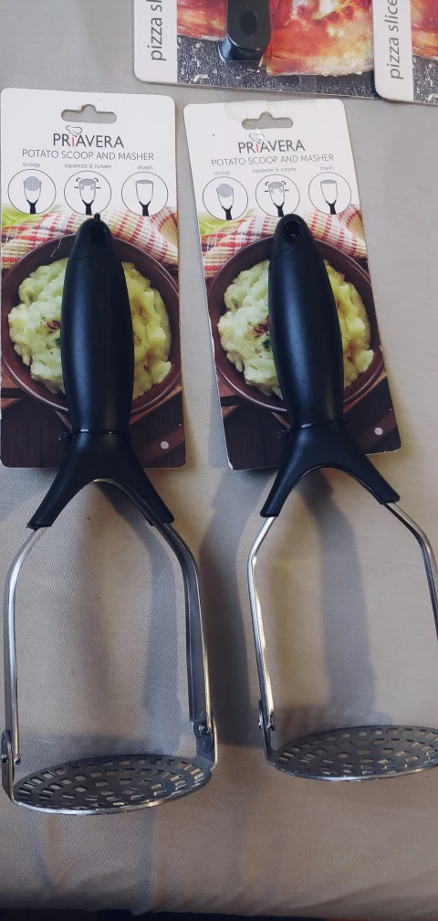 Wine and Kitchen Accessories Set