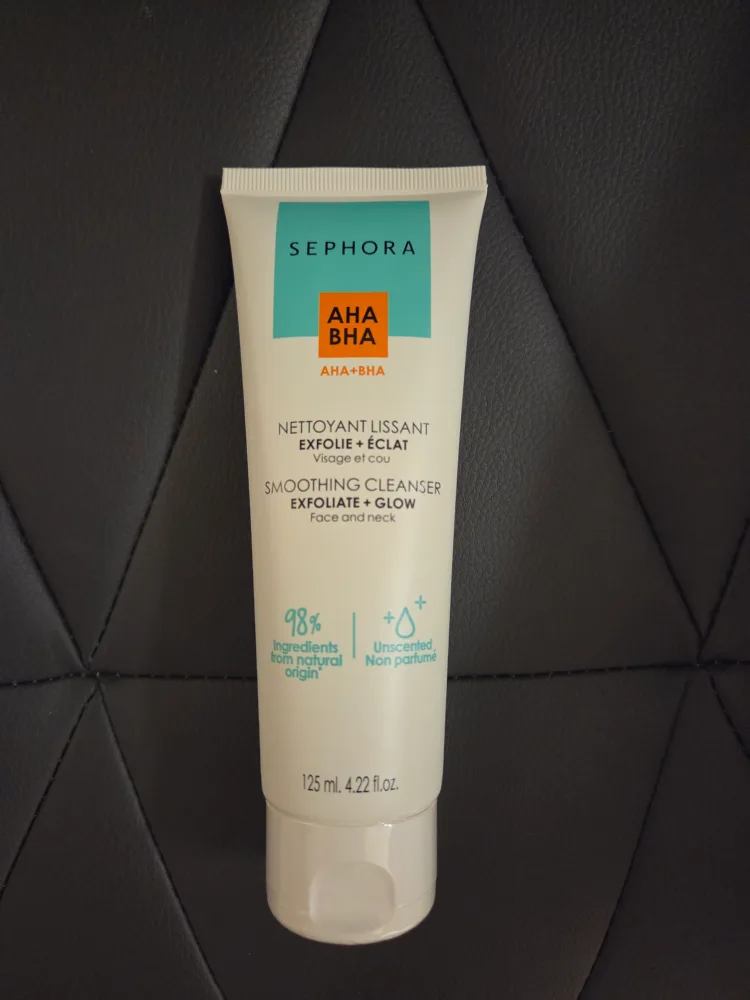Sephora AHA+BHA Smoothing Cleanser thumbnail