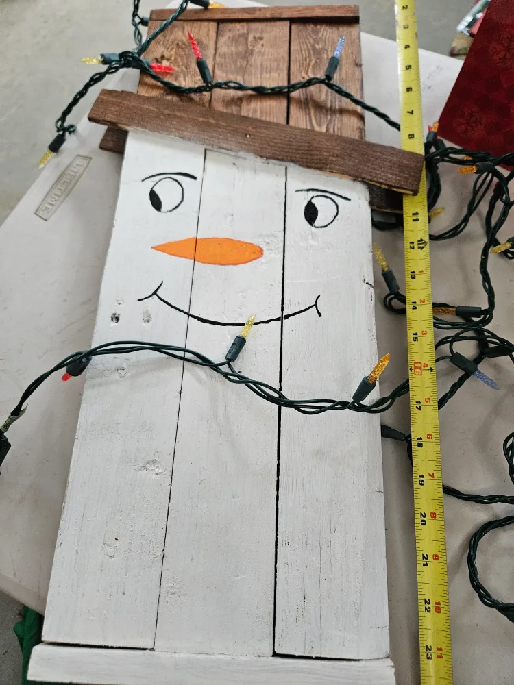 Handmade Wooden Snowman/Scarecrow with Lights image indicator(3)