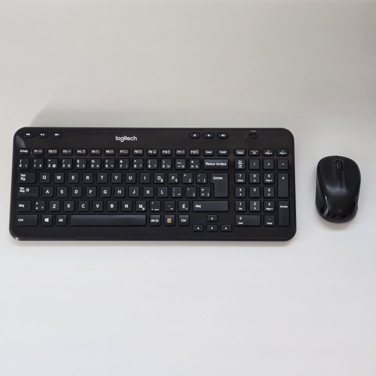 Keyboard and mouse set (Logitech)