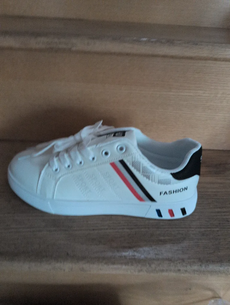 White Fashion Sneakers image indicator(2)