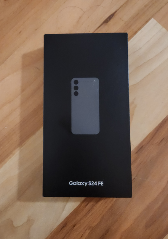 New Samsung  Black Color Galaxy S24 FE Graphic 128GB