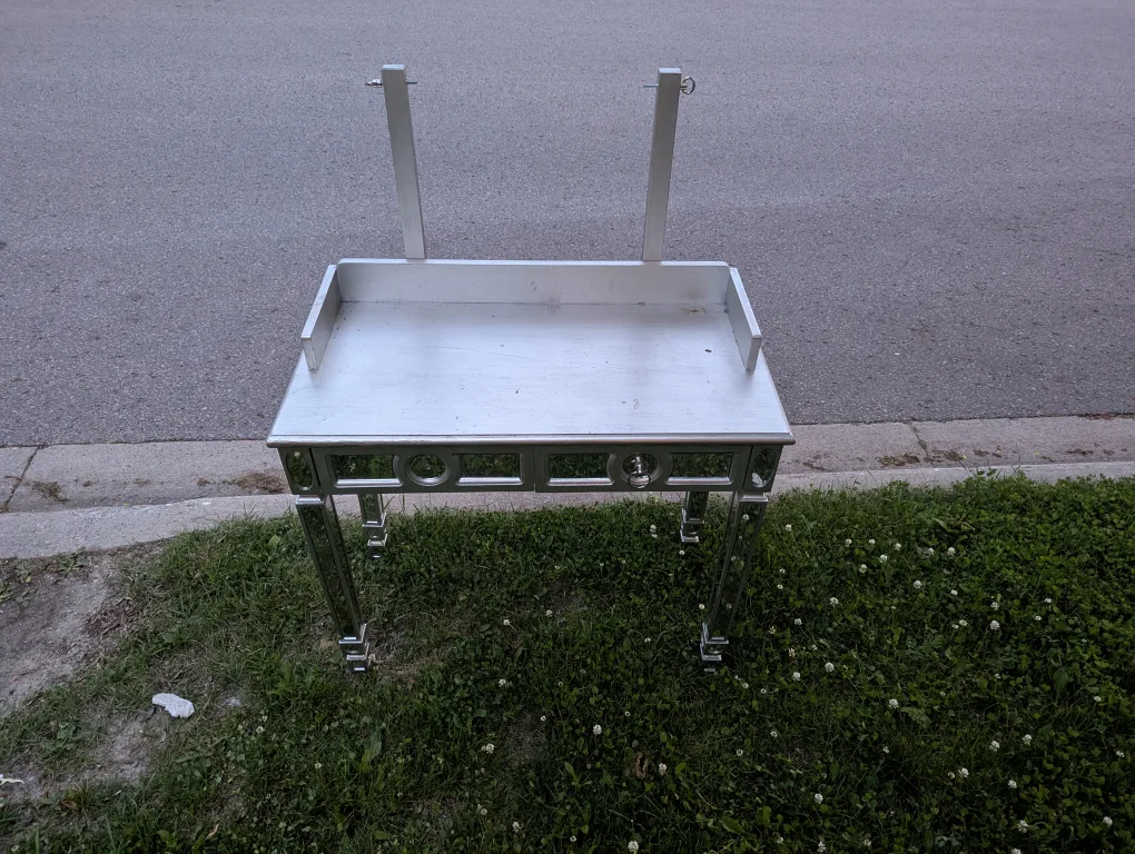 Silver Desk with Unique Design thumbnail