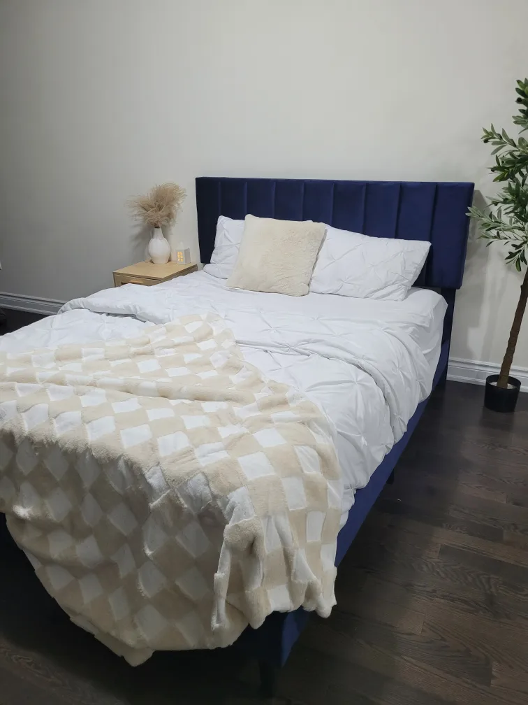 Queen size bed frame set thumbnail