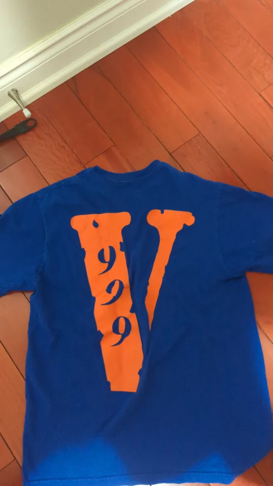 VLONE shirt image indicator(2)